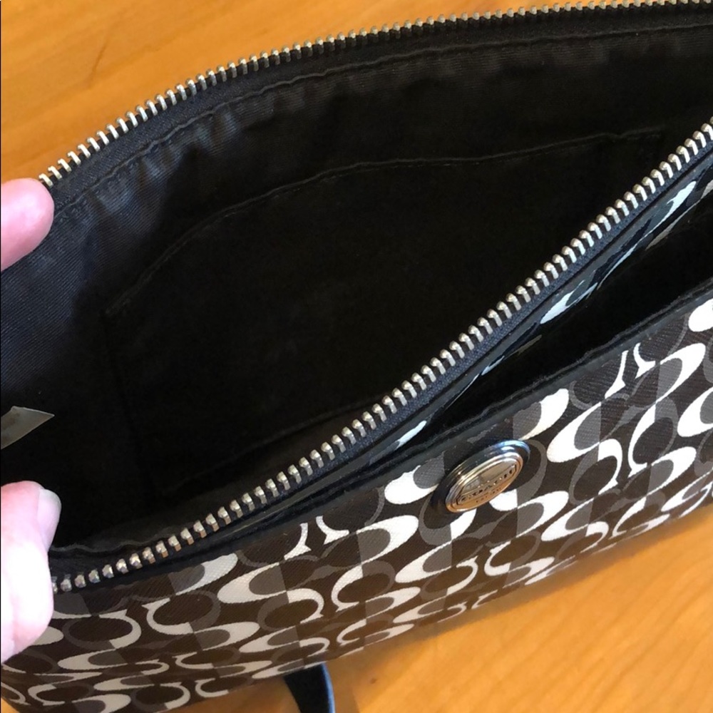 Coach Crossbody Purse - Picture 3 of 7